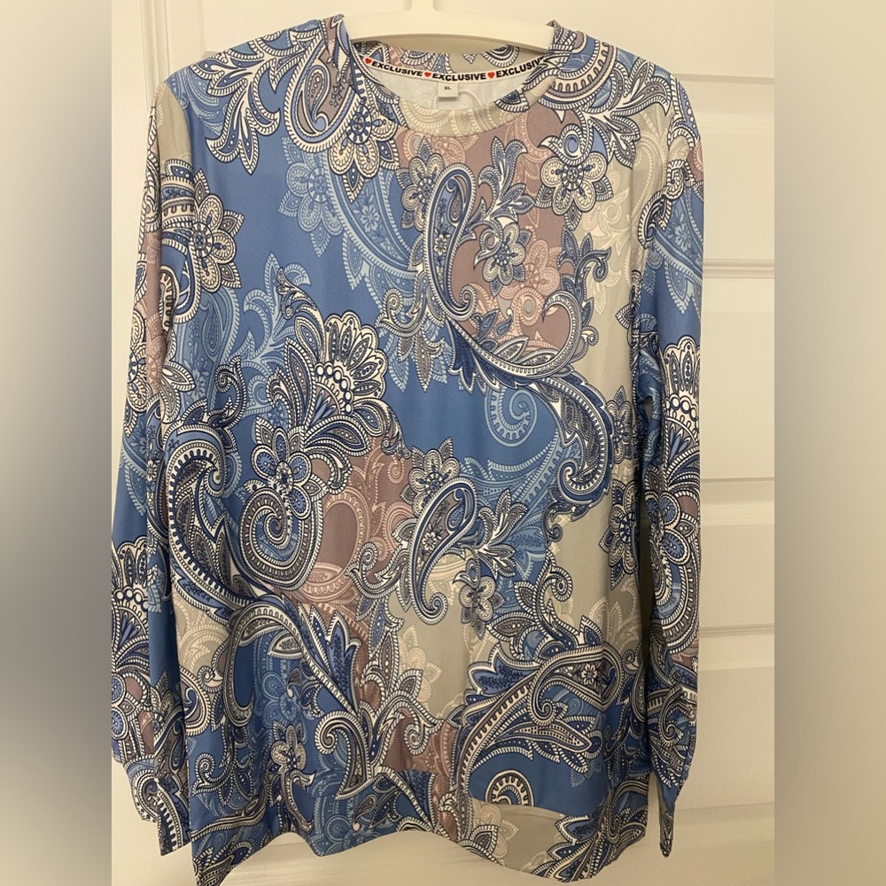 Ladies’ xl long sleeve top NEW
